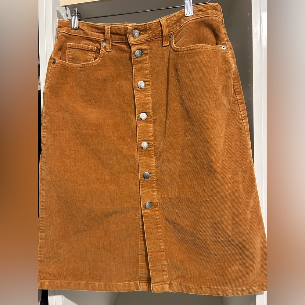 Everlane knee length button up corduroy skirt - size 30 - Autumn orange